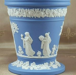 Vintage Wedgwood Jasperware Urn Flower Vase Arcadia Blue W/white