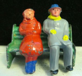 Vintage Barclay Lead Toy Figures Seated Man & Woman In Winter Coats B - 179