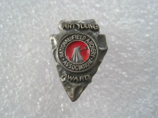 National Field Archery Association Art Young Award Bowhunting Hat Lapel Pin