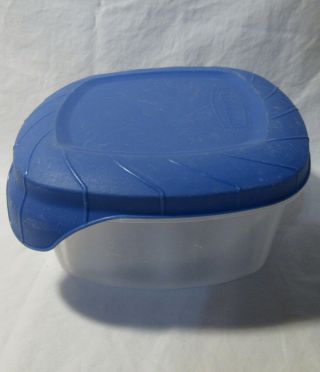 Vintage Rubbermaid Blue Easy Tab G Square 2.  0 Quarts / 1.  9 L Container