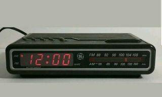 Vtg Ge 7 - 4612a Digital Alarm Clock Radio Red General Electric Woodgrain Retro