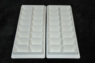 2 Frigidaire Plastic Ice Cube Trays White Vintage