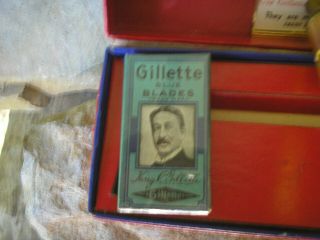 VINTAGE 1950 ' S GILLETTE TECH RAZOR WITH ORG BOX AND BLADES 5