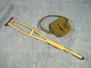 Vintage 12  Gi Joe Medic Bag & Crutch Action Soldier/marine