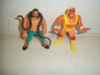 Vintage Wwf Hasbro Hulk Hogan Jake The Snake Roberts