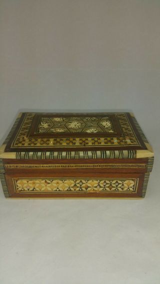 Mother of Pearl inlay wood box Vintage 1950s - 60s 2