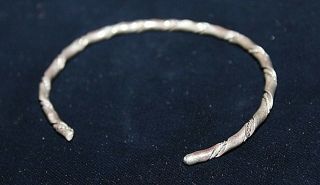 Vintage Unmarked Very Small Silver Cuff Bracelet Twisted Rope Design