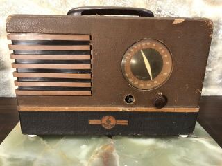 Vintage Emerson Tube Radio And Phanagraph Corp.  N.  Y.  U.  S.  A