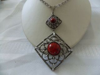 Vintage Sarah Coventry Red Marbled Silver Tone Brooch Pin Necklace E59