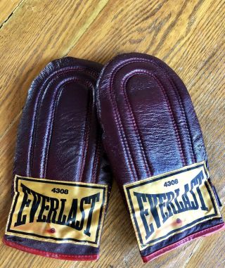 Everlast 4308 Weighted Speed Bag Boxing Gloves.  Vintage