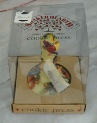 Vintage 1997 Shaker Hearth Fall Autumn Cookie Press