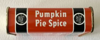 Vintage Tone’s Orange & Black Tin Litho 1 1/2 Oz Pumpkin Pie Spice Box Halloween 5