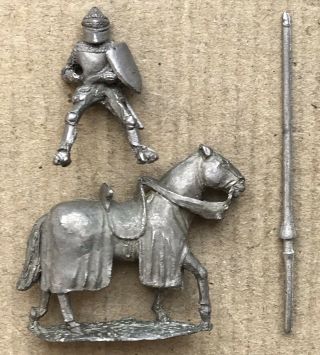 Vintage Citadel 1980s Perry 25mm Medievals M112 “ 14th C Mounted Knight “ Var.