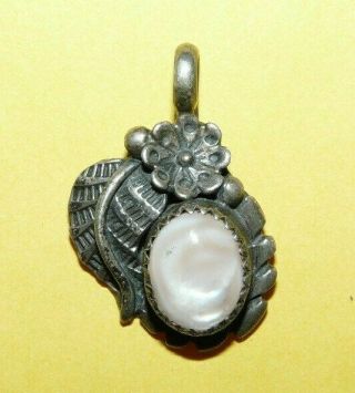 Vtg Native Navajo Old Pawn Southwestern Sterling Silver Mother Of Pearl Pendant