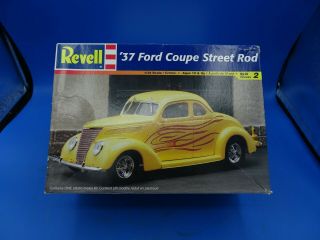 Vintage Revell 1:24 Scale 