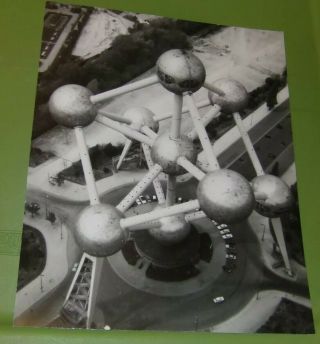 Vintage 8 X 10 Photo Large Art Sculpture Space Age Worlds Fair