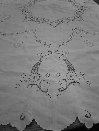 Vintage White Linen Hand Embroidered Floral Cut Work 62 " Round Tablecloth