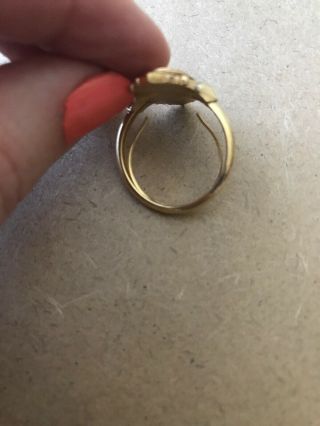 Vintage Avon Ring Gold Tone With “Diamond Chip” Center,  Design 5