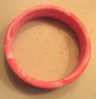 Vintage 60 ' s Plastic Lucite Bangle Bracelet Pink White Swirl 3