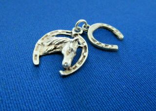 VINTAGE 925 STERLING SILVER CHARM LUCKY HORSES HEAD & HORSESHOE 2.  5 g 2