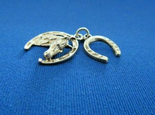 VINTAGE 925 STERLING SILVER CHARM LUCKY HORSES HEAD & HORSESHOE 2.  5 g 3