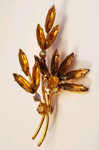 Vintage Brass Gold Tone Marquise Shaped Brown / Orange Flower Leaf Brooch Pin