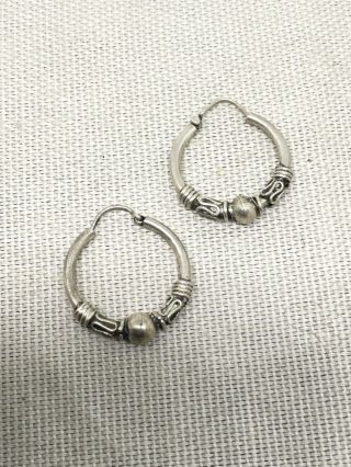 Vintage Sterling Silver 1/2” Bali Style Hoop Earrings 1.  94g (33 - 5)