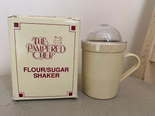 Pampered Chef Shaker Flour Sugar 1695 Hen Logo Vintage Retired Beige Handled