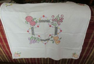 Vintage Embroidered Fruit Tablecloth - 32 " Square