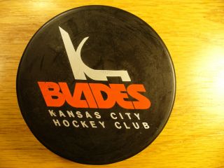 Ihl Kansas City Blades Vintage Kc Club Team Logo Hockey Puck Collect Pucks