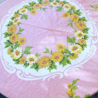 Vintage Tablecloth Huge Daisy Print Scrolls Tastemaker By Stevens Label
