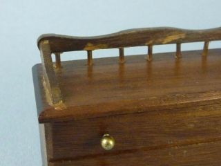 VTG Dollhouse Miniature Hope Chest Trunk / Bench Seat Wood Furniture 2