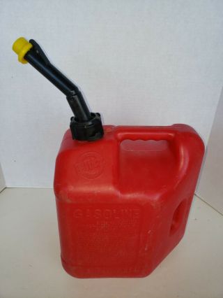 Vintage Blitz Model 50810 2 Gallon 8oz Pre Ban Gas Can Jug Vented Pour Spout Cap