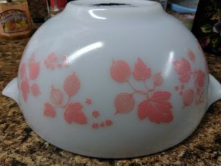 Vintage Pyrex Pink Gooseberry Cinderella Bowl 443 2.  5 Qt