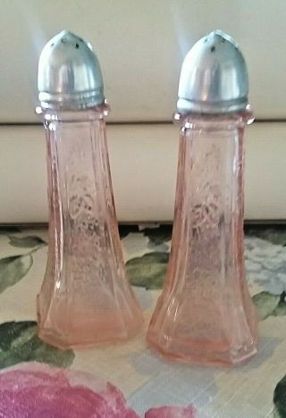 Vintage Pink Depression Glass Salt And Pepper Shakers Metal Caps Lids Pretty