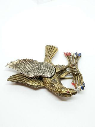 Chunky Vintage Gold Tone & Enamel Patriotic American Bald Eagle & Arrows Brooch 5