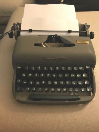 Remington Travel - Riter Portable Typewriter Vintage W/ Case