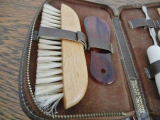 VINTAGE BROWN MEN ' S TRAVEL SHAVING AND GROOMING LEATHER ZIPPERED KIT 3