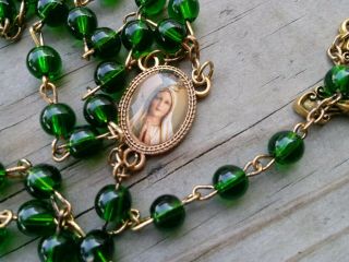 Vtg green enamel glass bead rosary Our Lady of Fatima Rome Italy 3