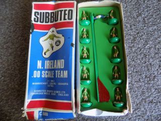 Classic Vintage Subbuteo Team N Ireland Complete