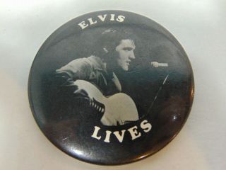 Vintage Elvis Lives Pin - Back Button