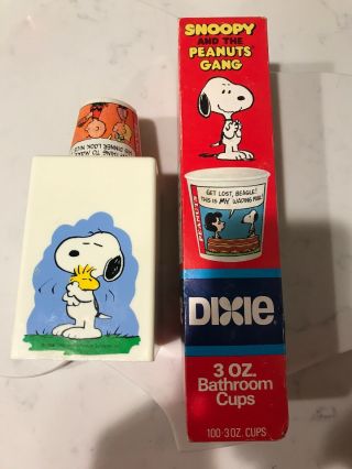 Vintage Peanuts & The Gang Snoopy Dixie Dispenser 100 3 Oz.  Bathroom Cups
