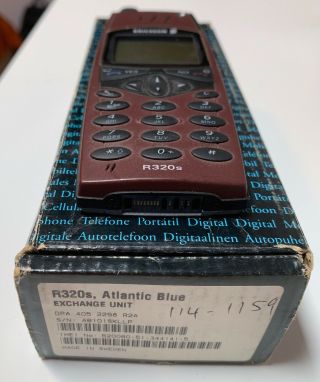 Ericsson R320s Vintage Cell Phone 4