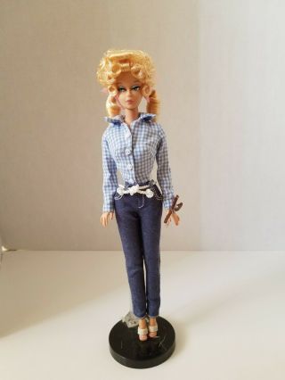 Barbie Collector Beverly Hillbillies Ellie May Doll.  For Display Only.
