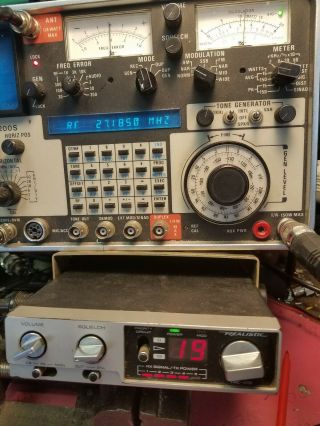Vintage Radio Shack Realistic Trc - 418 40 Channel 2 Way Cb Radio