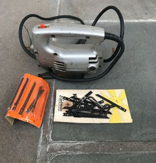 Vintage Black and Decker U 151 Utility Jig Saw Kit With Blades 2