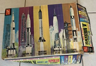 Vintage Saturn V Apollo Spacecraft Amt Model Kit