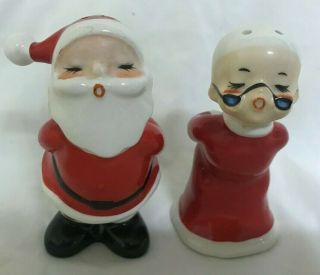 Vintage Kissing Mr and Mrs Santa Claus Christmas Salt & Pepper Shakers - Japan 2