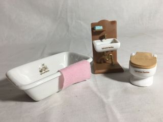 Calico Critters/sylvanian Families Vintage Porcelain Bathroom Furniture