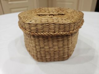 Vintage Weaved Woven Small Sweet Grass Basket W/lid 3.  75 " X 2.  5 " 6 Sided Hexagon